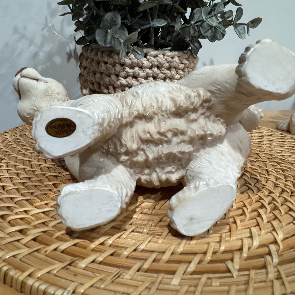 Polar Bear Family Figurines - VTG - Picture 12 of 15